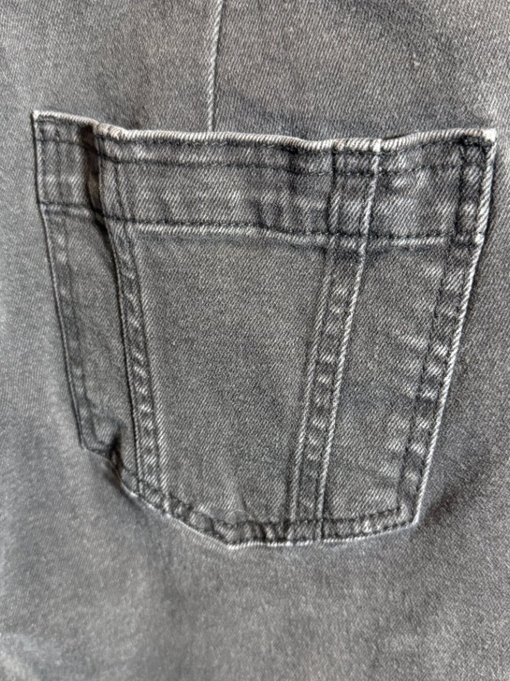 Boden Girlfriend Dungarees Overalls Women's 12 Washed Black Denim Boho Festival - Picture 12 of 16